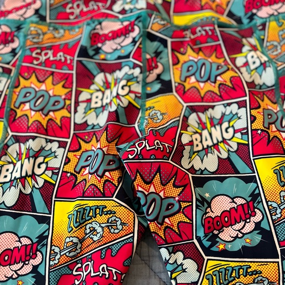 Colorful‎ Comic Print Leggings medium - Picture 8 of 9